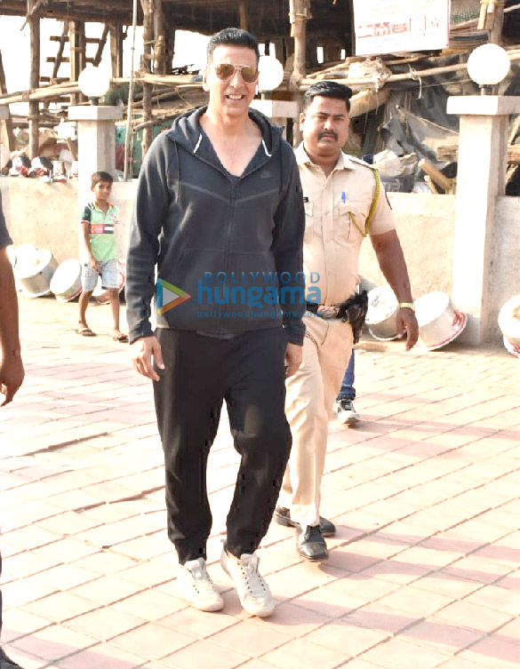 Akshay Kumar snapped at the Versova jetty