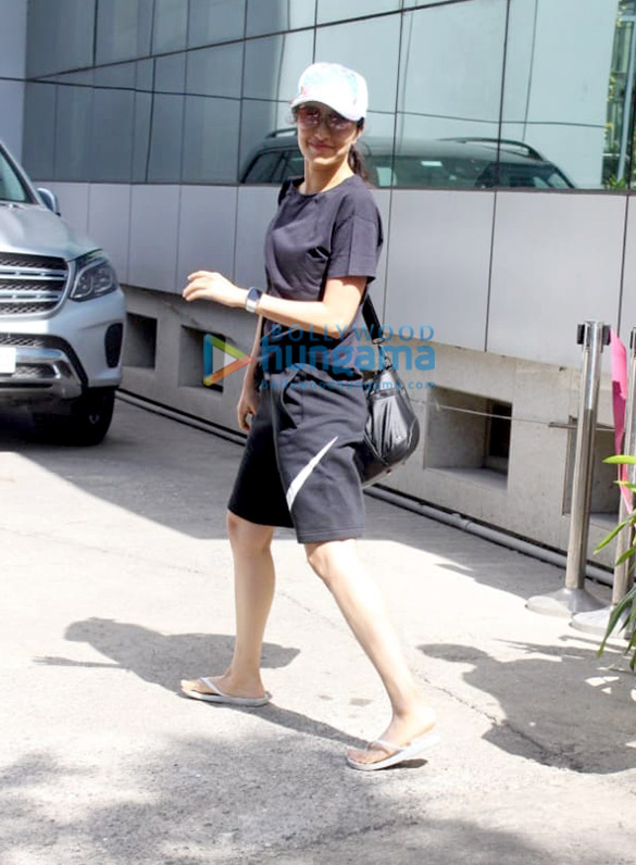 Photos: Shraddha Kapoor spotted at a dance class in Andheri
