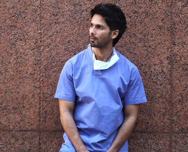 shahid kapoor white shirt in kabir singh