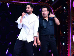 VIDEO: Ayushmann Khurrana wears high heels to dance on the sets of Nach Baliye VIDEO: Ayushmann Khurrana wears high heels to dance on the sets of Nach Baliye