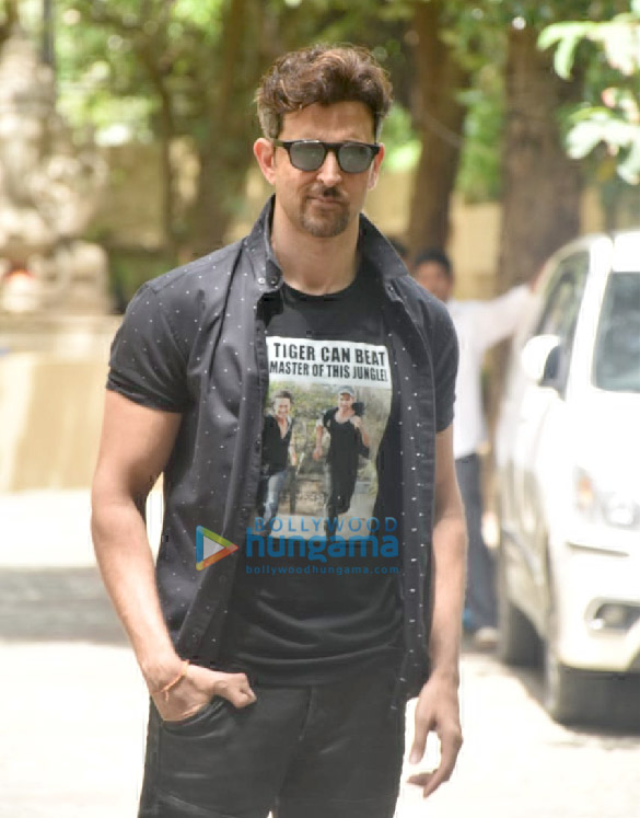 Photos: Hrithik Roshan snapped promoting War