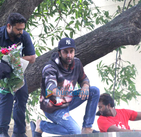 Photos: Ranbir Kapoor snapped meeting his fans on his birthday