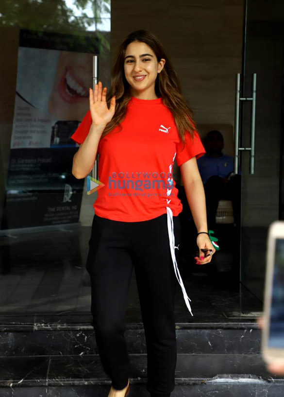 Photos: Sara Ali Khan spotted in Juhu