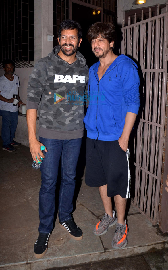 Photos: Shah Rukh Khan and Kabir Khan snapped at a dubbing studio in Bandra Photos: Shah Rukh Khan and Kabir Khan snapped at a dubbing studio in Bandra