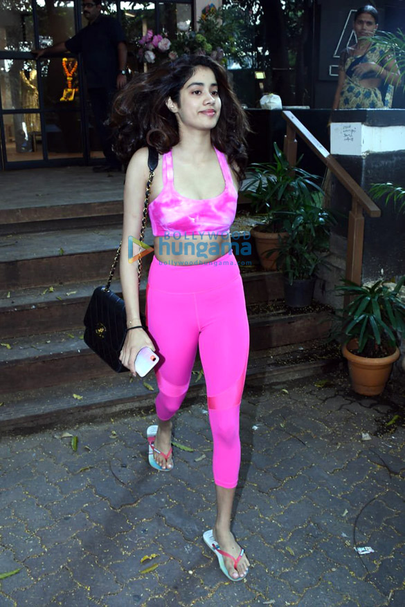 Photos: Janhvi Kapoor, Kim Sharma, Shahid Kapoor and Kangana Ranaut spotted at the gym