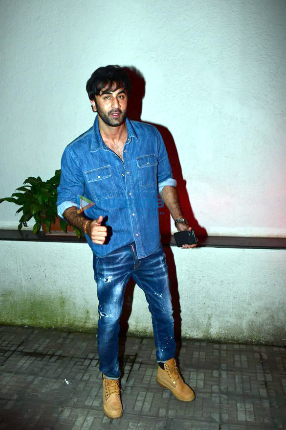 Photos: Ranbir Kapoor and Ayan Mukerji spotted at the Dharma office in Khar