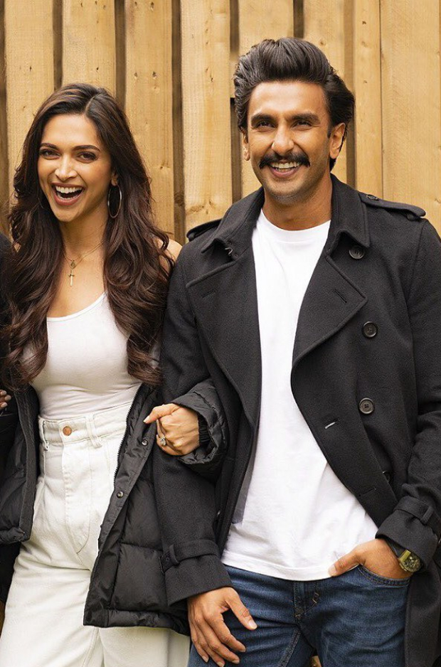 Happy Anniversary DeepVeer: Just 20 Photos Of The Stunning Pair Deepika ...