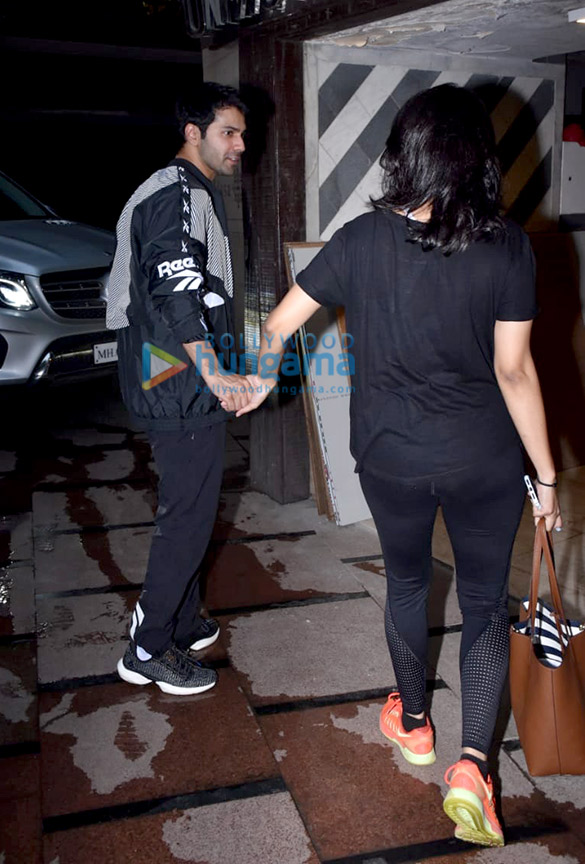 Photos: Varun Dhawan and Swara Bhaskar snapped at the gym in Juhu Photos: Varun Dhawan and Swara Bhaskar snapped at the gym in Juhu