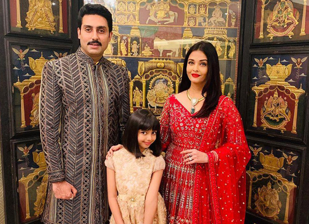 Picture Perfect Abhishek Bachchan And Aishwarya Rai Bachchan Pose For