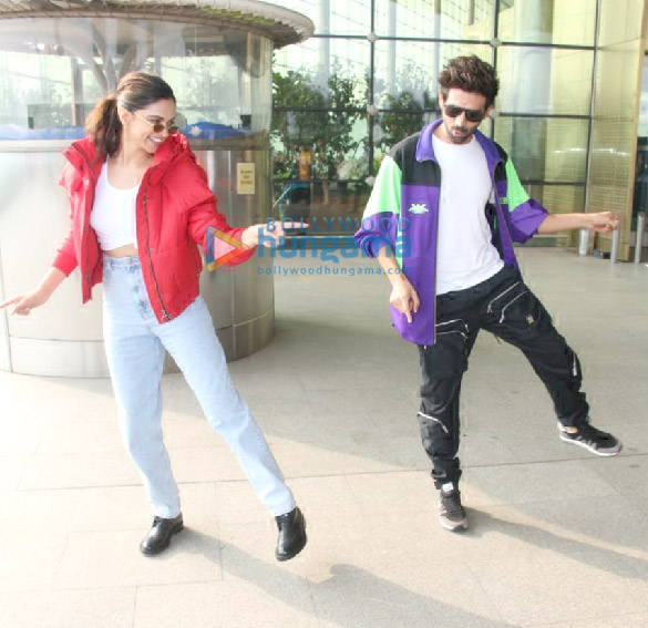 Photos: Deepika Padukone, Kartik Aaryan, Kajol, Taapsee Pannu and others snapped at the airport Photos: Deepika Padukone, Kartik Aaryan, Kajol, Taapsee Pannu and others snapped at the airport