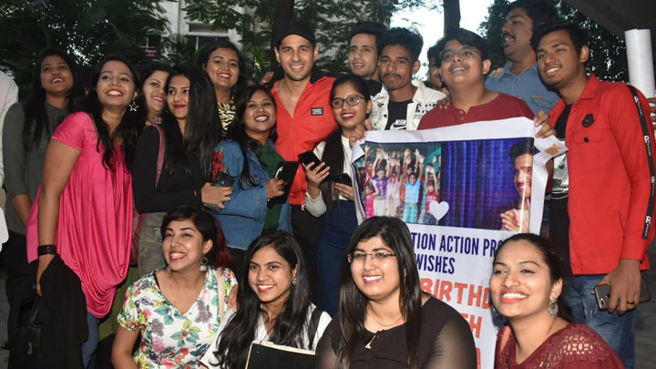 Sidharth Malhotra celebrates his birthday with fans Sidharth Malhotra celebrates his birthday with fans