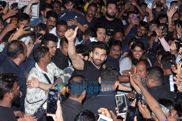 Photos: Aditya Roy Kapur, Disha Patani and Kunal Khemu spotted promoting ‘Malang’ at Gaiety Galaxy in Bandra
