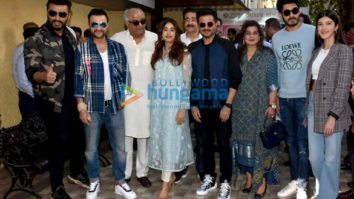 Photos: Anil Kapoor and family snapped at the naming of a chowk in Chembur after his father