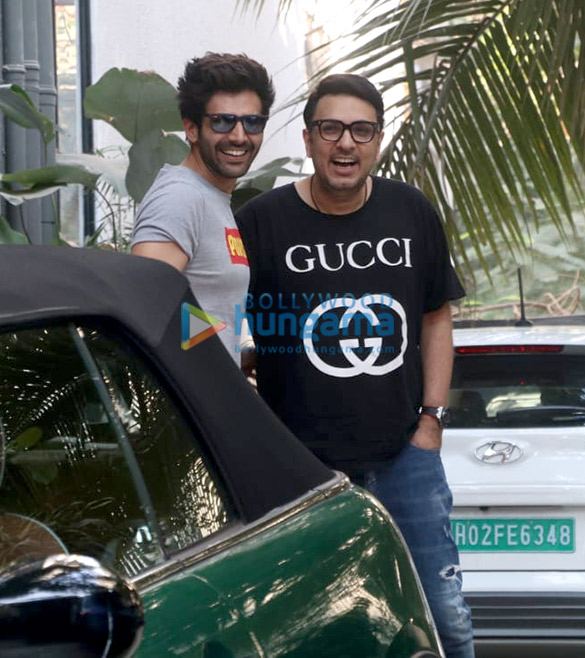 Photos: Kartik Aaryan and Janhvi Kapoor spotted at Maddock Films’ office