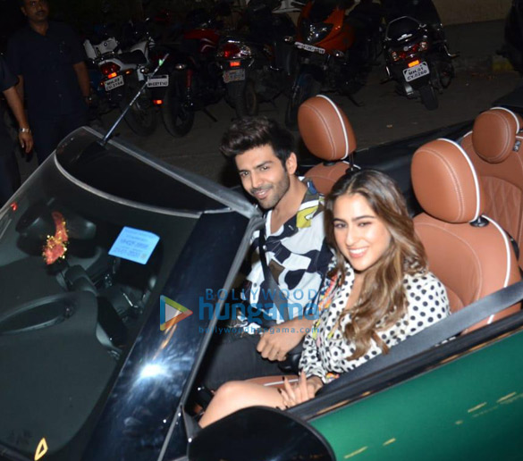 Photos: Kartik Aaryan and Sara Ali Khan snapped promoting their film