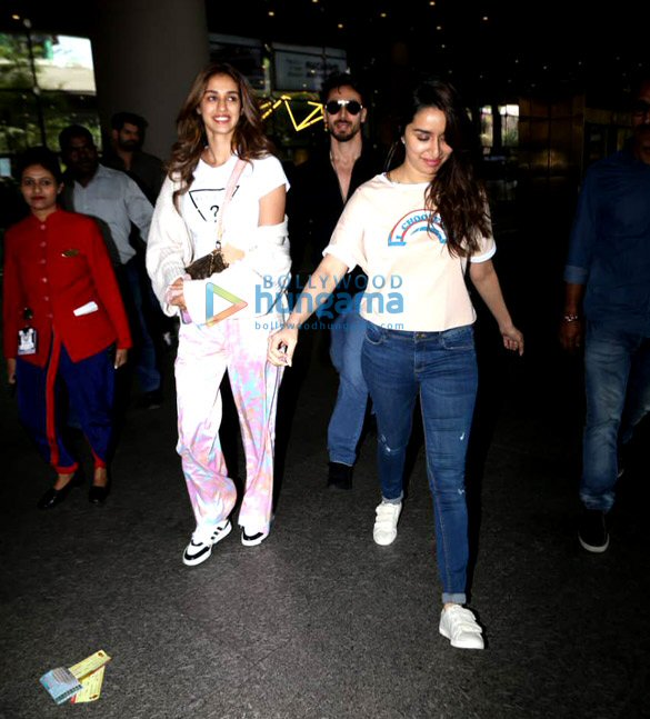 Photos: Tiger Shroff, Disha Patani, Shraddha Kapoor and others snapped at the airport