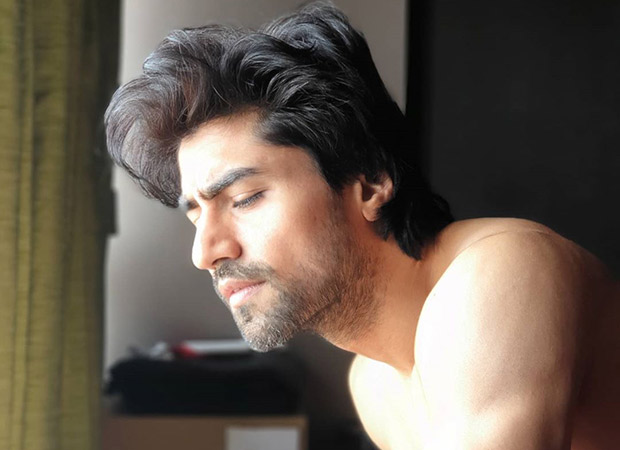 HOT ALERT! Harshad Chopda’s SHIRTLESS picture will drive your midweek ...