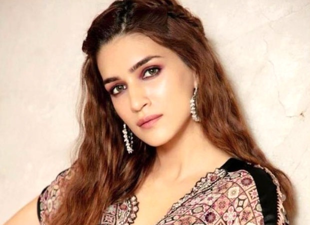 Kriti Sanon Staying In Shape After Shedding 15 Kgs To Shoot Lavni Dance Number For Mimi Bollywood News Sabka Tv sabka tv