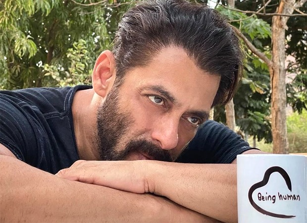 Salman Khan extends further help to the front line warriors, donates hand sanitizers to Mumbai Police
