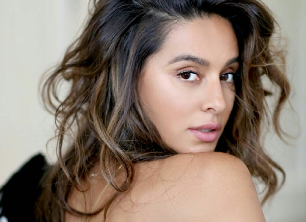 Shibani Dandekar slams rumours of being the ‘mystery girl’ outside Sushant Singh Rajput’s residence