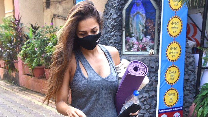 Malaika Arora spotted at Diva Yoga Bandra Malaika Arora spotted at Diva Yoga Bandra