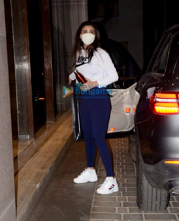 Photos: Daisy Shah at The World Dance school in Lokhandwala today