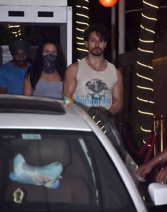 Photos: Tiger Shroff and Krishna Shroff snapped at gym in Juhu