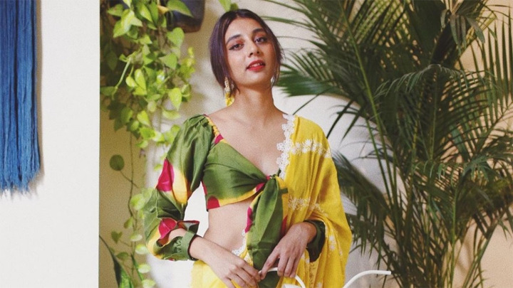 Dolly Singh: “The BEST celebrity to get STUCK in an elevator is Shah Rukh Khan, I’ll…”| Rapid Fire Dolly Singh The BEST celebrity to get STUCK in an elevator is Shah Rukh Khan, I'll... Rapid Fire