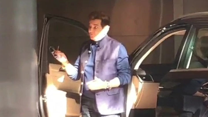 Jitendra spotted at Ekta Kapoor’s house in Juhu Jitendra spotted at Ekta Kapoor's house in Juhu