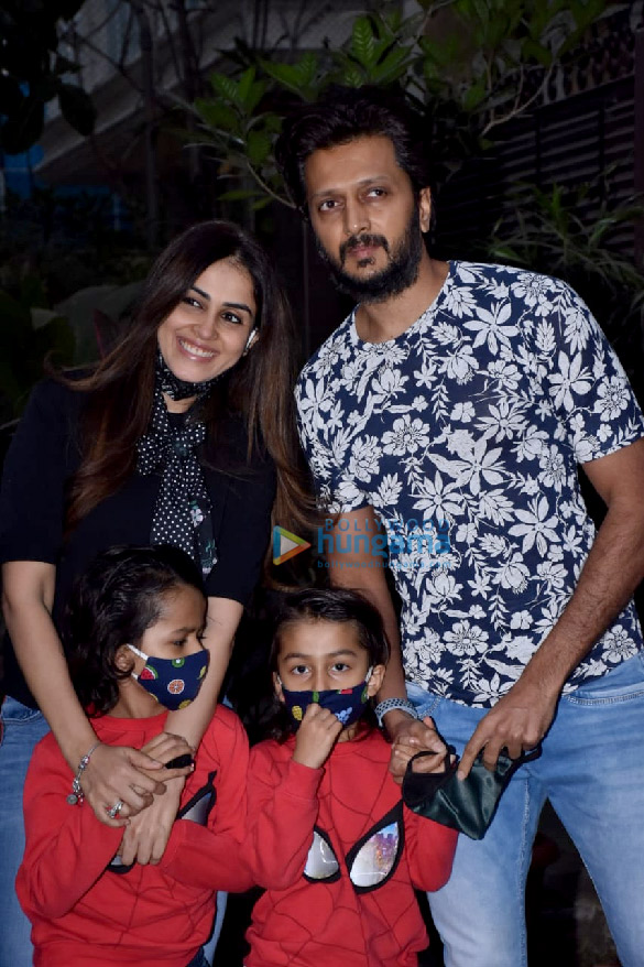 Photos: Celebs snapped attending Ravie Kapoor’s birthday bash