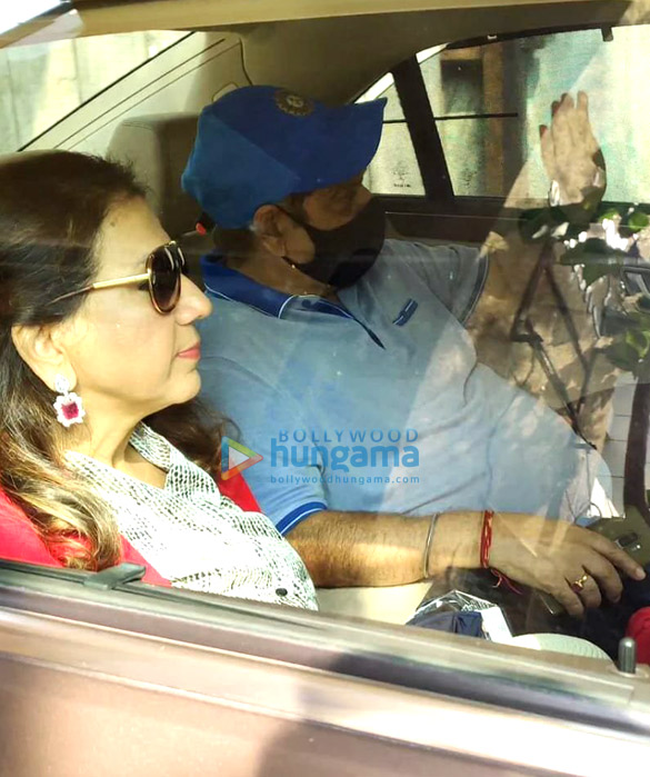 Photos: David Dhawan and family leave for Varun Dhawan’s wedding in Alibaug Photos: David Dhawan and family leave for Varun Dhawan's wedding in Alibaug