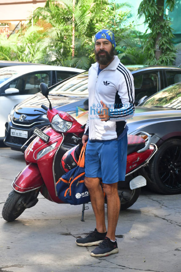 Photos: Dino Morea spotted at the gym Photos: Dino Morea spotted at the gym