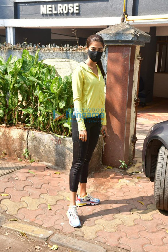 Photos: Pooja Hegde spotted in Bandra