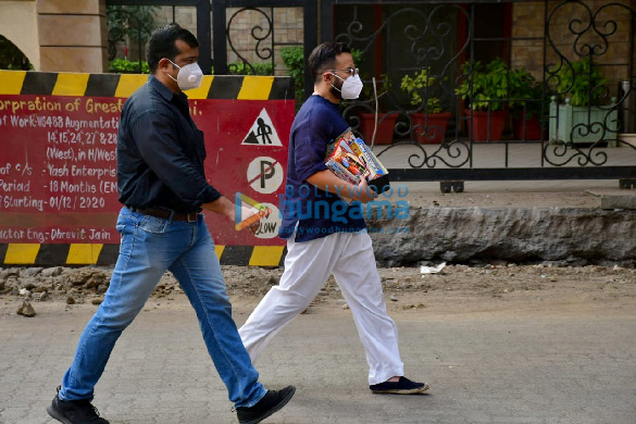 Photos: Saif Ali Khan spotted in Bandra