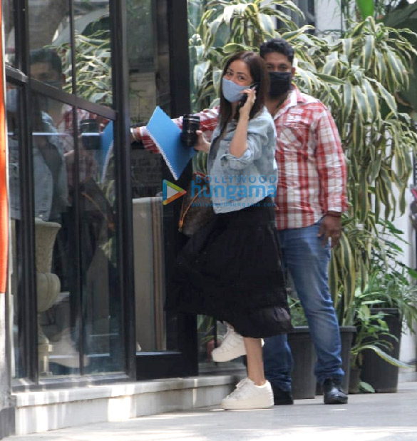Photos: Yami Gautam spotted at Maddock Office in Santacruz