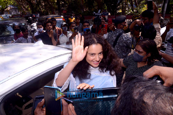 Photos: Kangana Ranaut spotted at a dubbing studio in Bandra