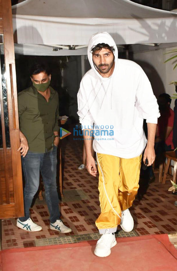 Photos: Kartik Aaryan and Ashish Chowdhry snapped at Izumi in Bandra