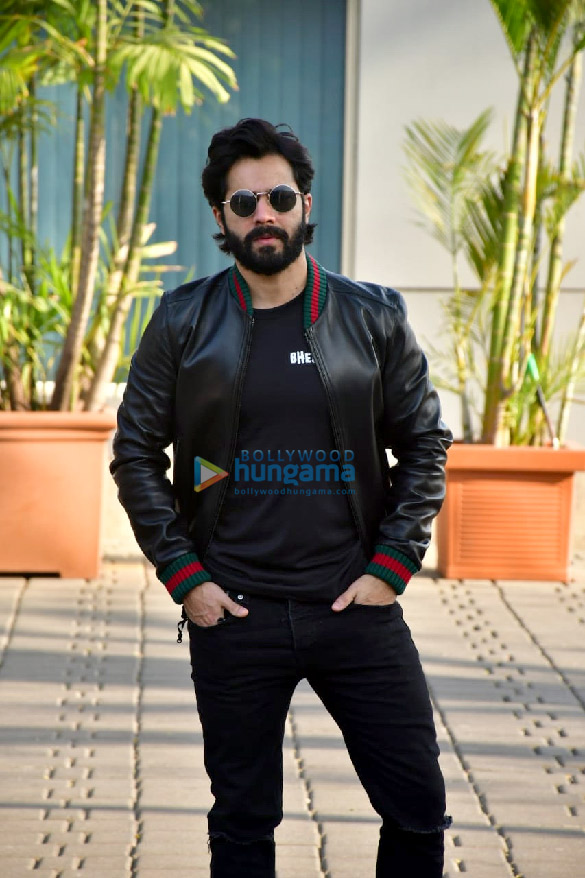Photos: Varun Dhawan, Kriti Sanon and Abhishek Banerjee spotted at the Kalina airport