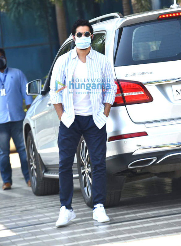 Photos: Varun Dhawan snapped at Sajid Nadiadwala’s office in Andheri