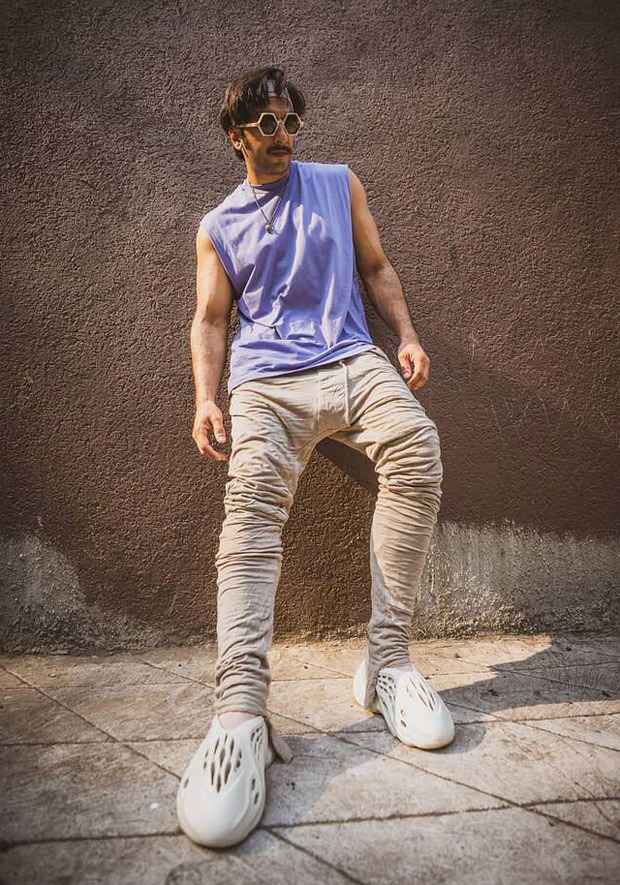 foam runner outfit