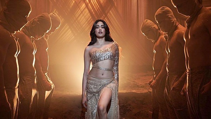 Roohi: Nadiyon Paar (Let the Music Play Again) | Janhvi Kapoor