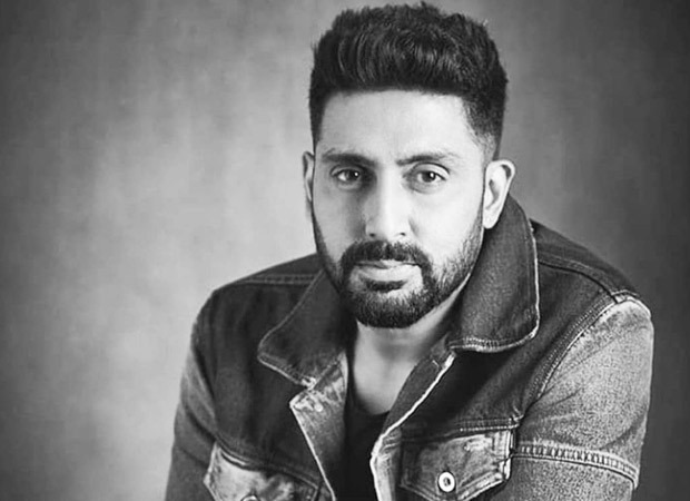 अभिषेक बच्चन ने एक यूजर को जवाब देते हुए कहा कि वह वर्चुअल हग्स भेजने से ज्यादा इंटरनेट पर जीतता है