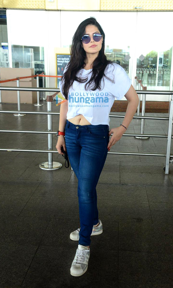 Photos: Zareen Khan, Elnaaz Norouzi, Tulsi Kumar and Riddhima Kapoor Sahani snapped at the airport
