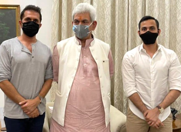 रितेश सिधवानी जम्मू-कश्मीर के लेफ्टिनेंट गवर्नर जनरल से मिलते हैं;  इसे 