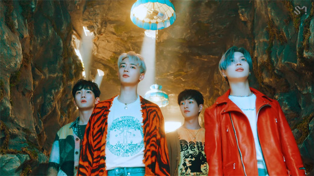Shinee Encounters Deep Feelings While Exploring Underwater World In Colourful Atlantis Music Video Bollywood News Bollywood Hungama
