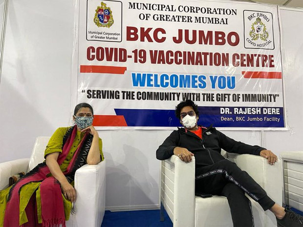 Shefali Shah, Renuka Shahane and Ashutosh Rana receive first dose of the COVID-19 vaccine