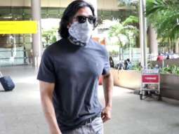 Spotted – Suniel Shetty and Aarya Babbar at Airport