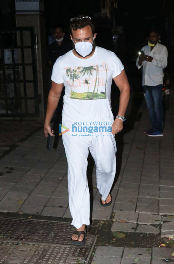 Photos: Saif Ali Khan and Sohail Khan snapped in Bandra