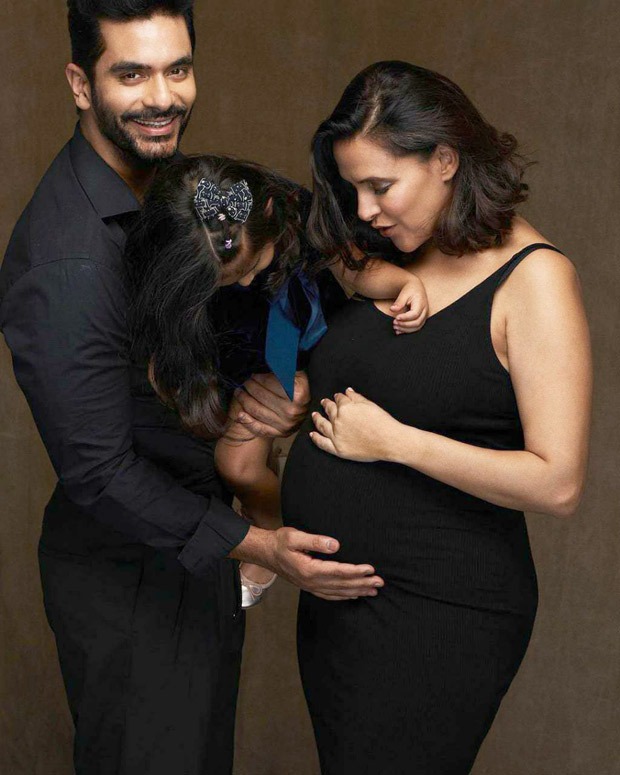 नेहा धूपिया ने दूसरी गर्भावस्था की घोषणा की, अंगद बेदी और बेटी महरो के साथ पारिवारिक चित्र साझा किया  