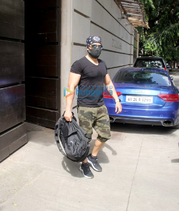 Photos: Emraan Hashmi spotted at the gym Photos: Emraan Hashmi spotted at the gym